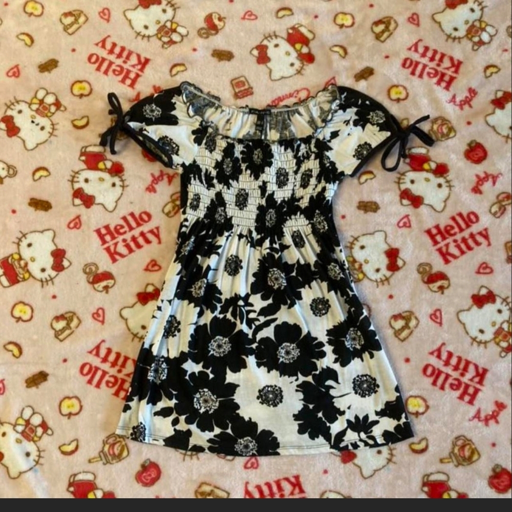 FANG black and white floral top/dress